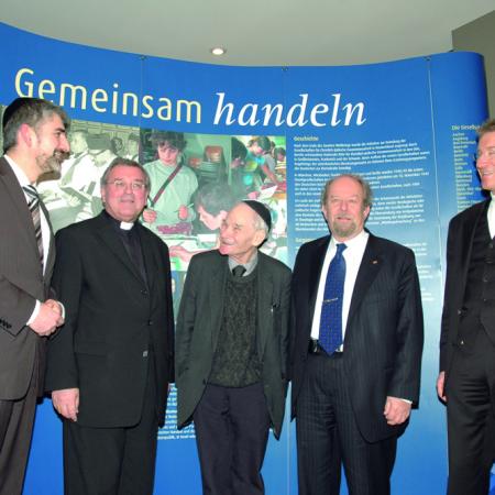 View larger image View larger image