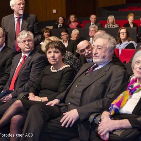 View larger image View larger image